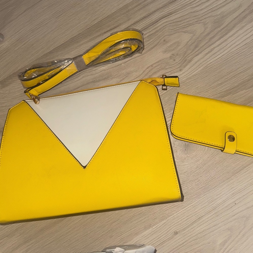 Large Yellow Colorblock Tote Bag Set 3 Piece-crossbody- Wallet - Picture 4 of 7